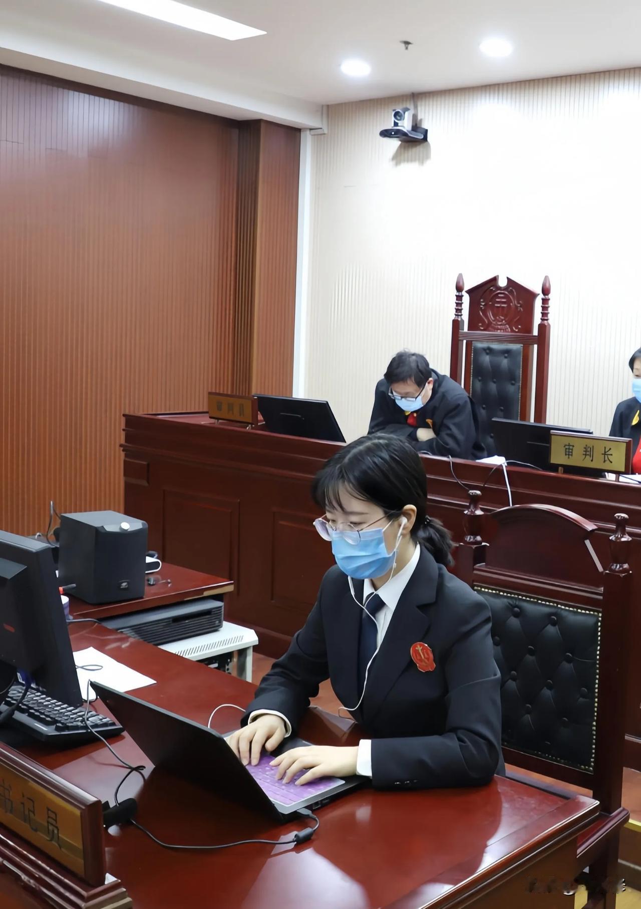 外甥正月理发死舅舅？法院判决结果出炉！

舅舅去世，舅妈一气之下把亲外甥告上法庭