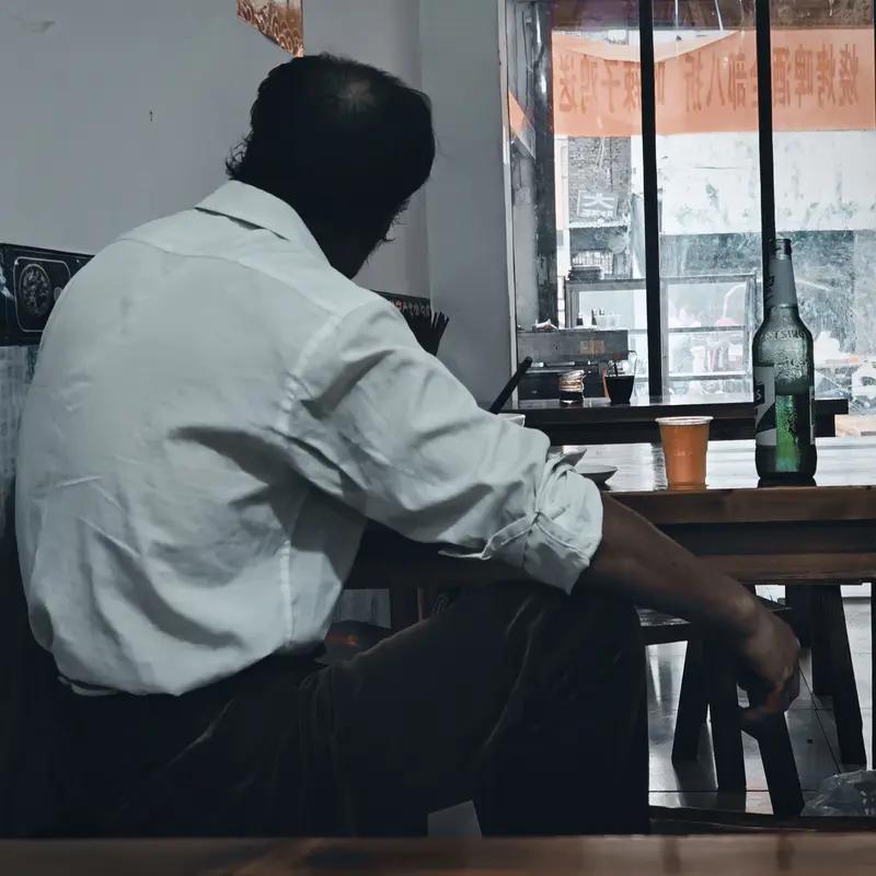 年轻人讨厌“爹味”是为什么 年轻人讨厌“爹味”，原因可太多了。就说那“为你好”的