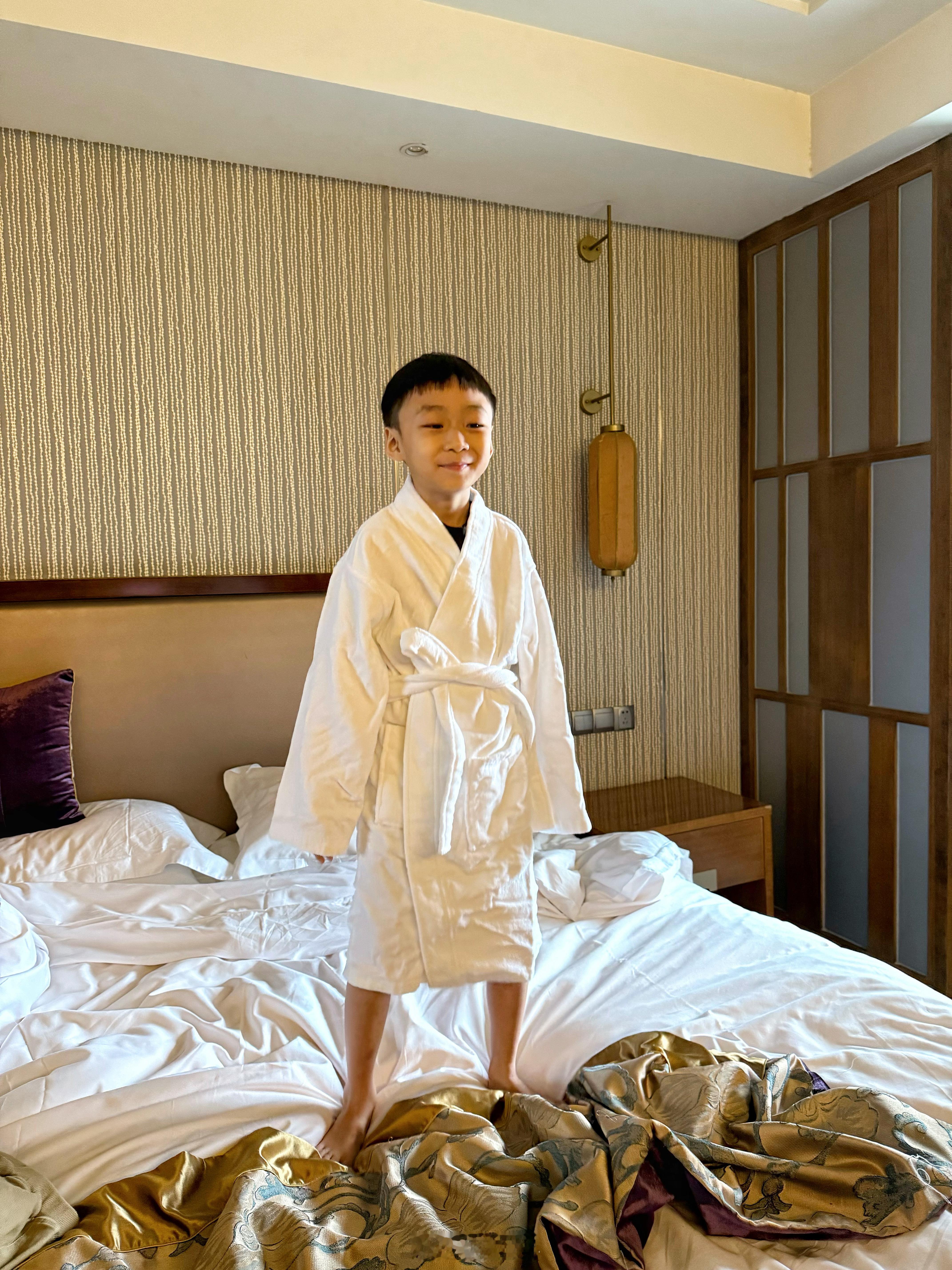 闪现一下，周末去泡温泉啦～三寻的右右 ​​​