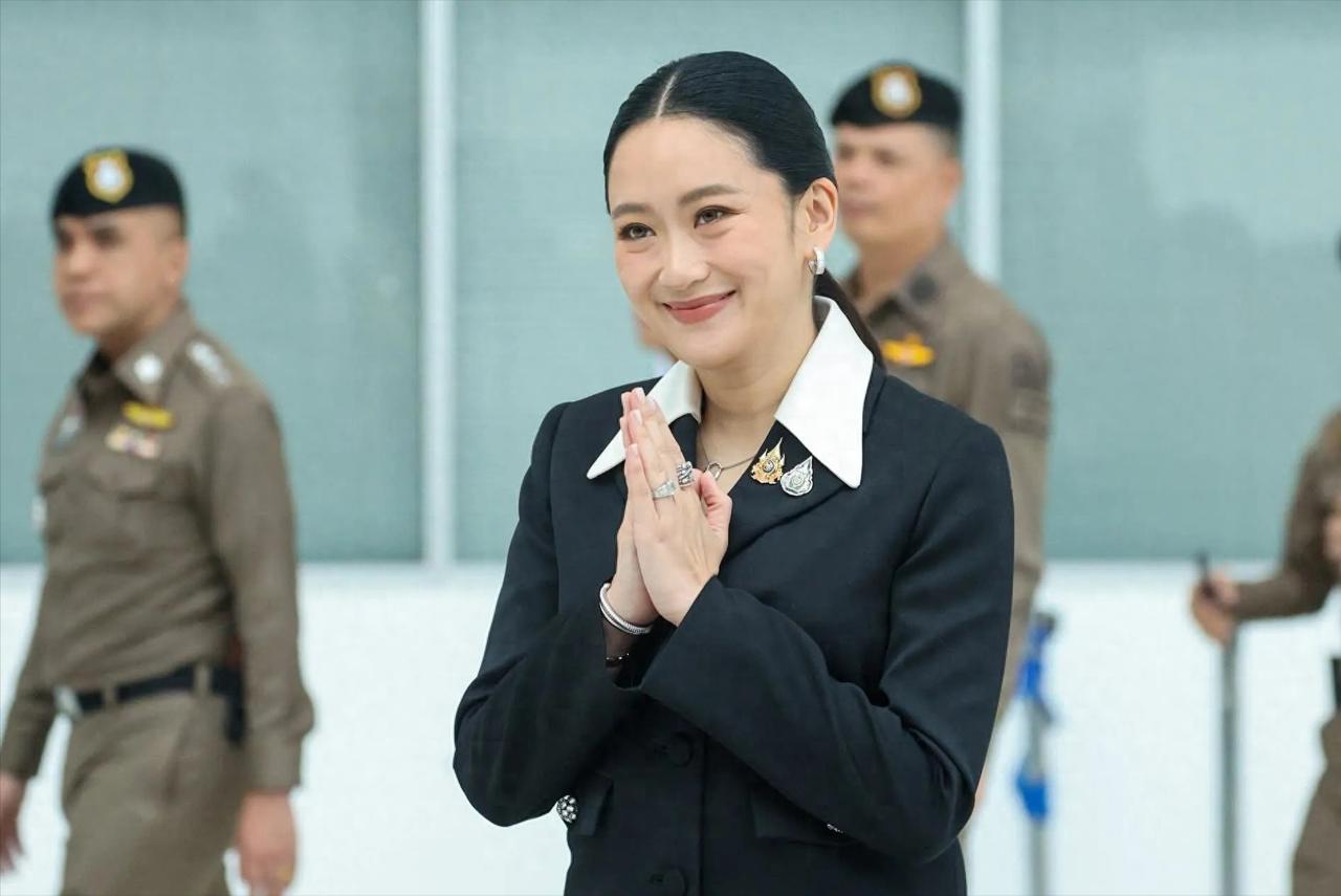 佩通坦遭无情解职，绝对是泰国的损失！因“一通电话”被坑下台，也是可惜了，却也再次