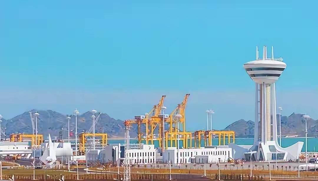 中俄新动脉，都绕开哈国，向西方打开大门的托卡耶夫，该心中有数