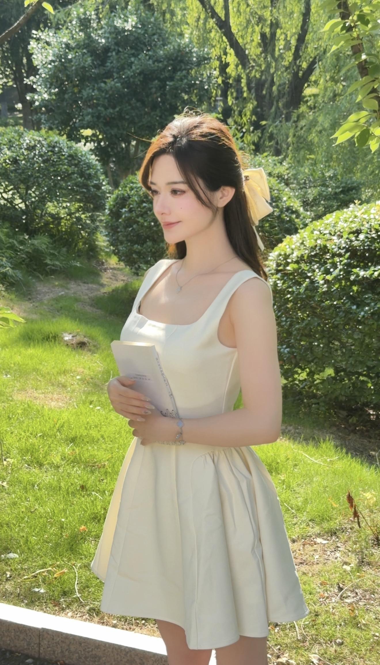 “肖师兄，好巧啊”