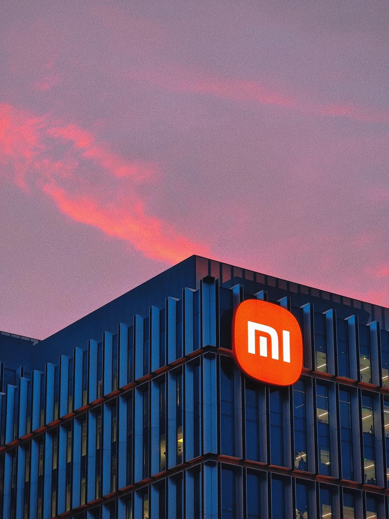 这下得到报应了吧。Xiaomi法务部真可不是吃素的，出起招来黑子们挨个道歉!造谣