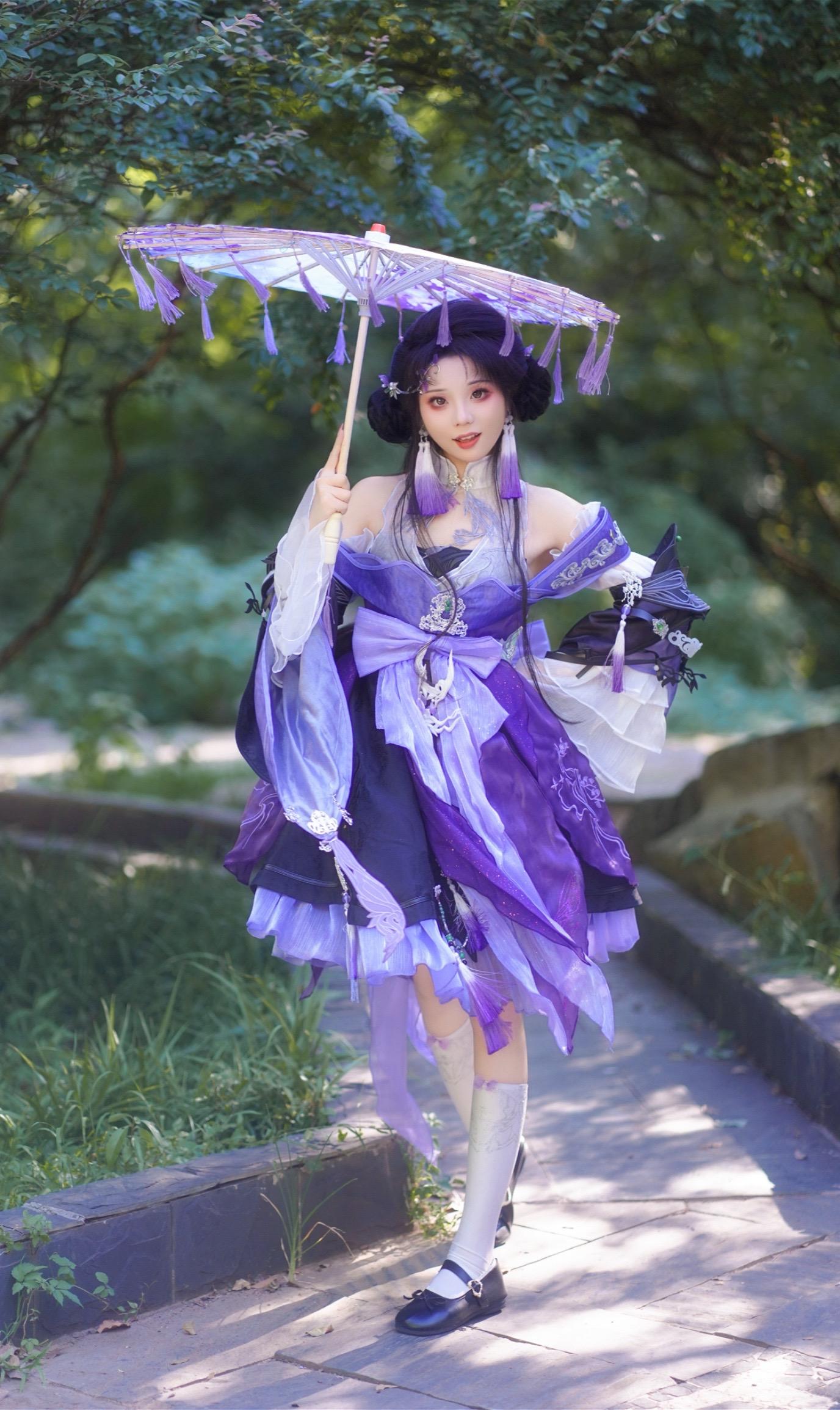耶！长沙也能拍小花萝一条龙咩！小花萝外景奉上！ 不知道怎么穿配饰？我会...