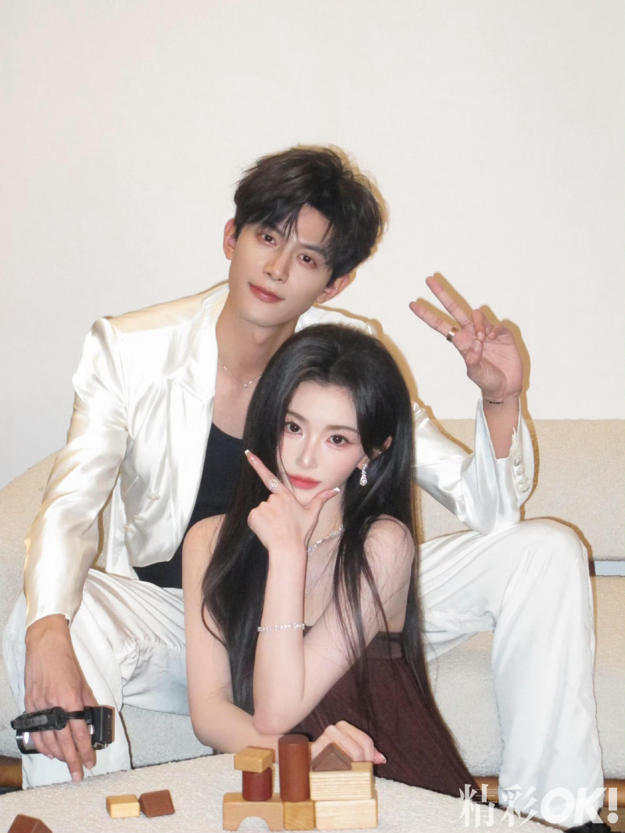 邓凯孔雪儿你好星期六拍立得这个不齐而俞后开始放饭了，邓凯孔雪儿hi6拍立得就是这