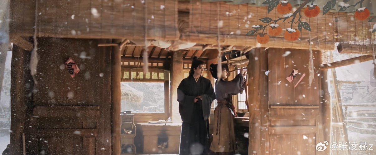 娱乐 张凌赫腌腌腊肉吃吃陈皮糖张凌赫就这样一直在西固巷也挺好 你也舍不得西固巷的