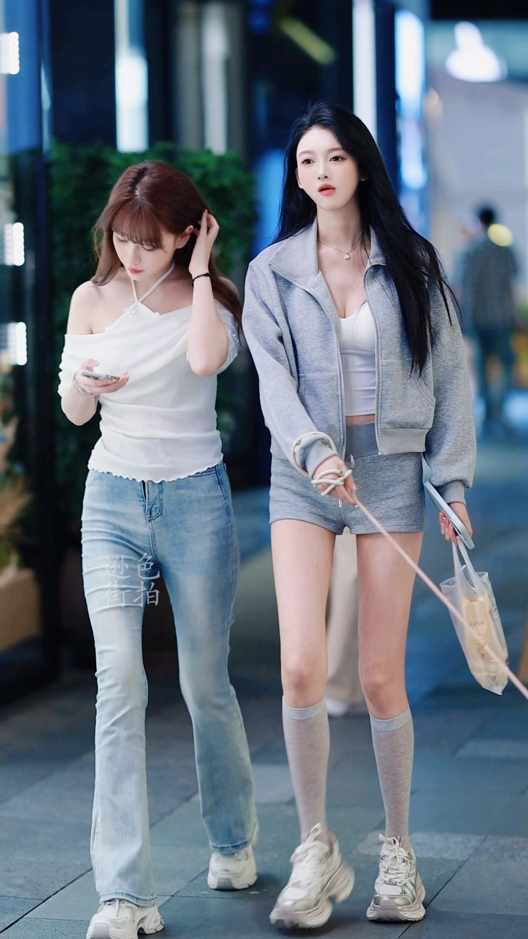 【成都街拍】晚安🌙🌙🌙丨摄影拍照每日穿搭