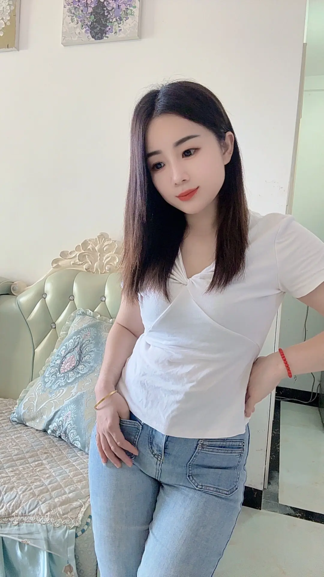 任何人和事，时间终会给我们答案，在细水长流的日子里，不说永远，只说珍惜…