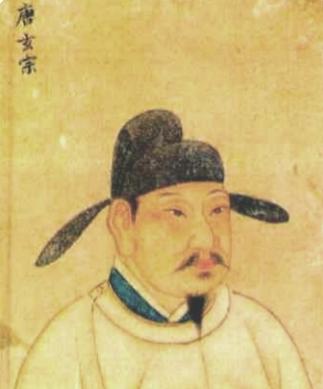 开元之治
大唐的画卷，若以色彩论之，初唐是青绿山水的清丽，盛唐则是金碧辉煌的浓烈