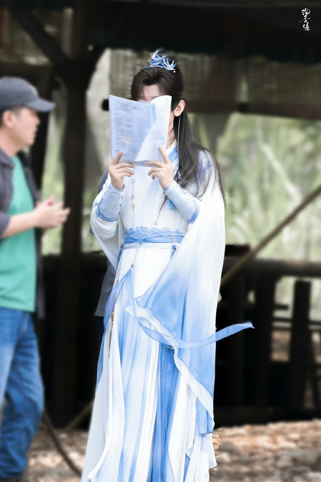 成毅电视剧底线 cy 成毅周亦安成毅可是果果们也想把你拥入自己的怀抱啊成毅｜卢云