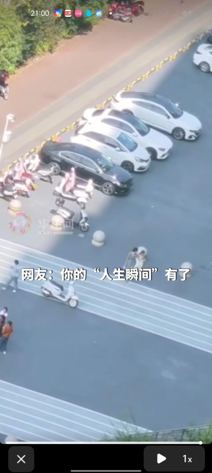 10月25日，黔西南州兴义市。因为电梯坏了，在19楼干活的丈夫想做完再回去，妻子