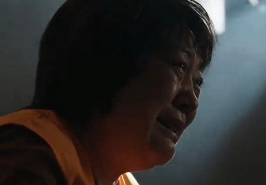利剑玫瑰纯狱情侣老黄狗和红姨的爱情观，真是让人哭笑不得，还是头一次见到这种纯狱情