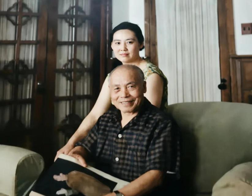 1958年，唐德钢给李宗仁写自传。

结果没想到，李宗仁长期身居高位，特别喜欢满