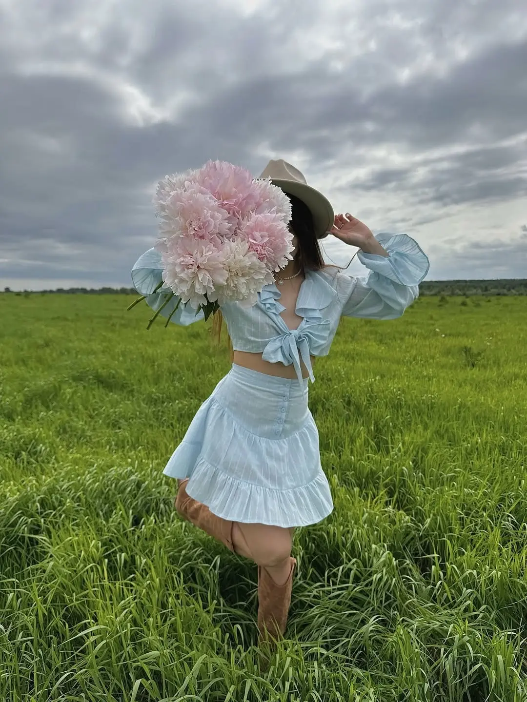 好看的花花一定要分享给你 今日分享 花期已至美好如初