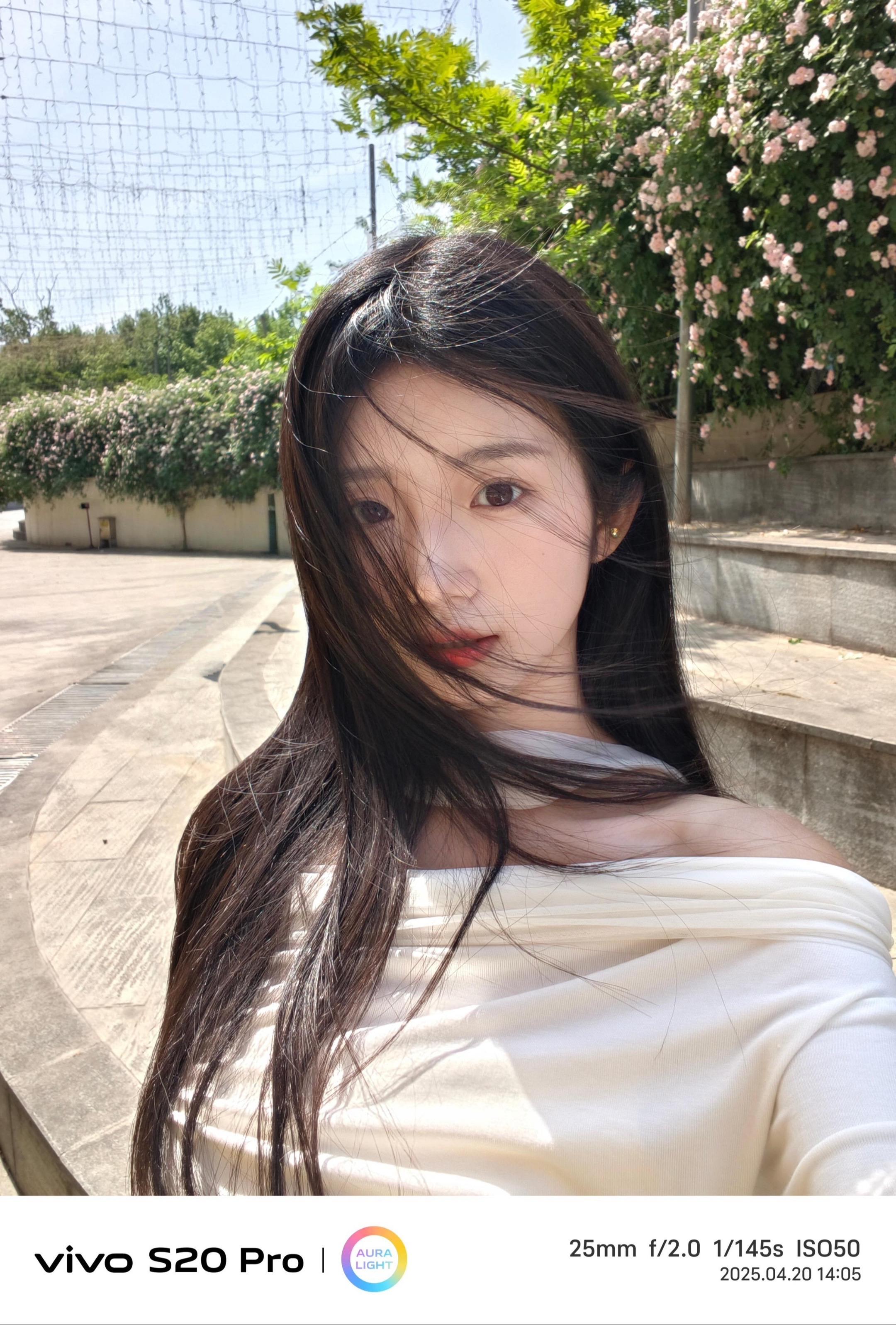 一起散步聊聊天。