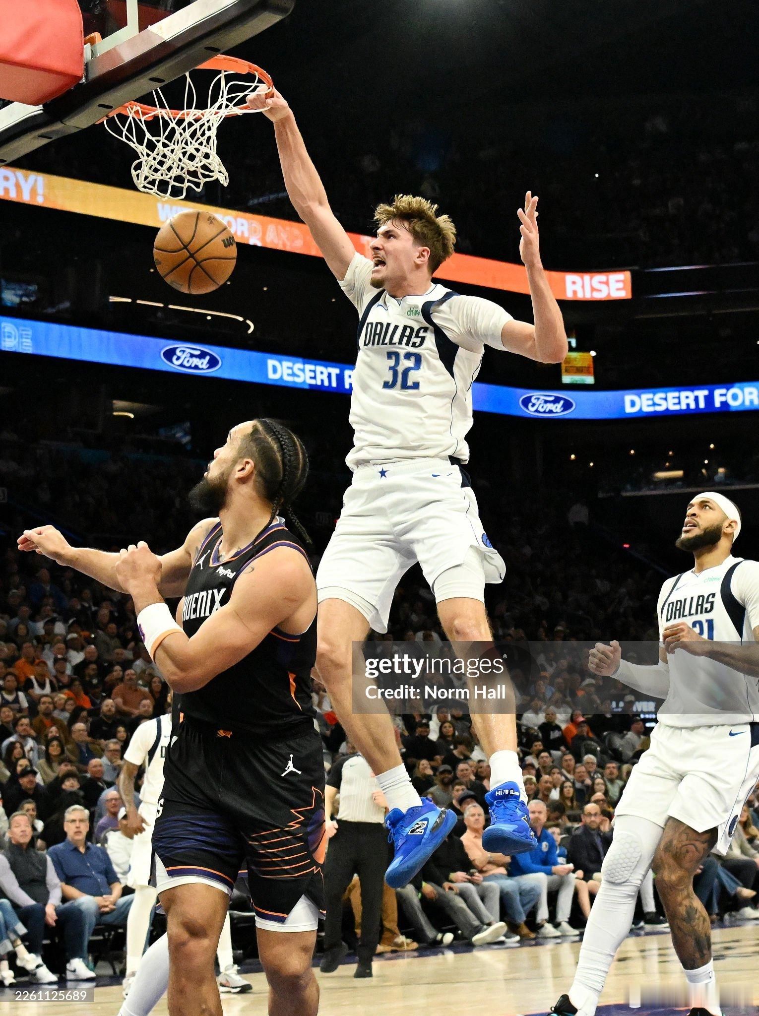 MFFL 祝每个MFFL新年快乐！祝我牛一切顺利！健健康康！抽到好签！明年重返季