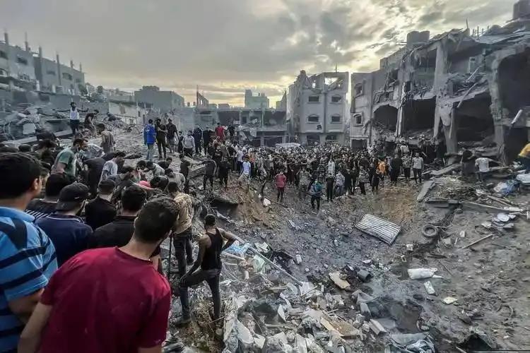 美伊这场冲突，暴露出美国多个短板！
 
3月美军空袭纳坦兹核设施那会，华盛顿算盘