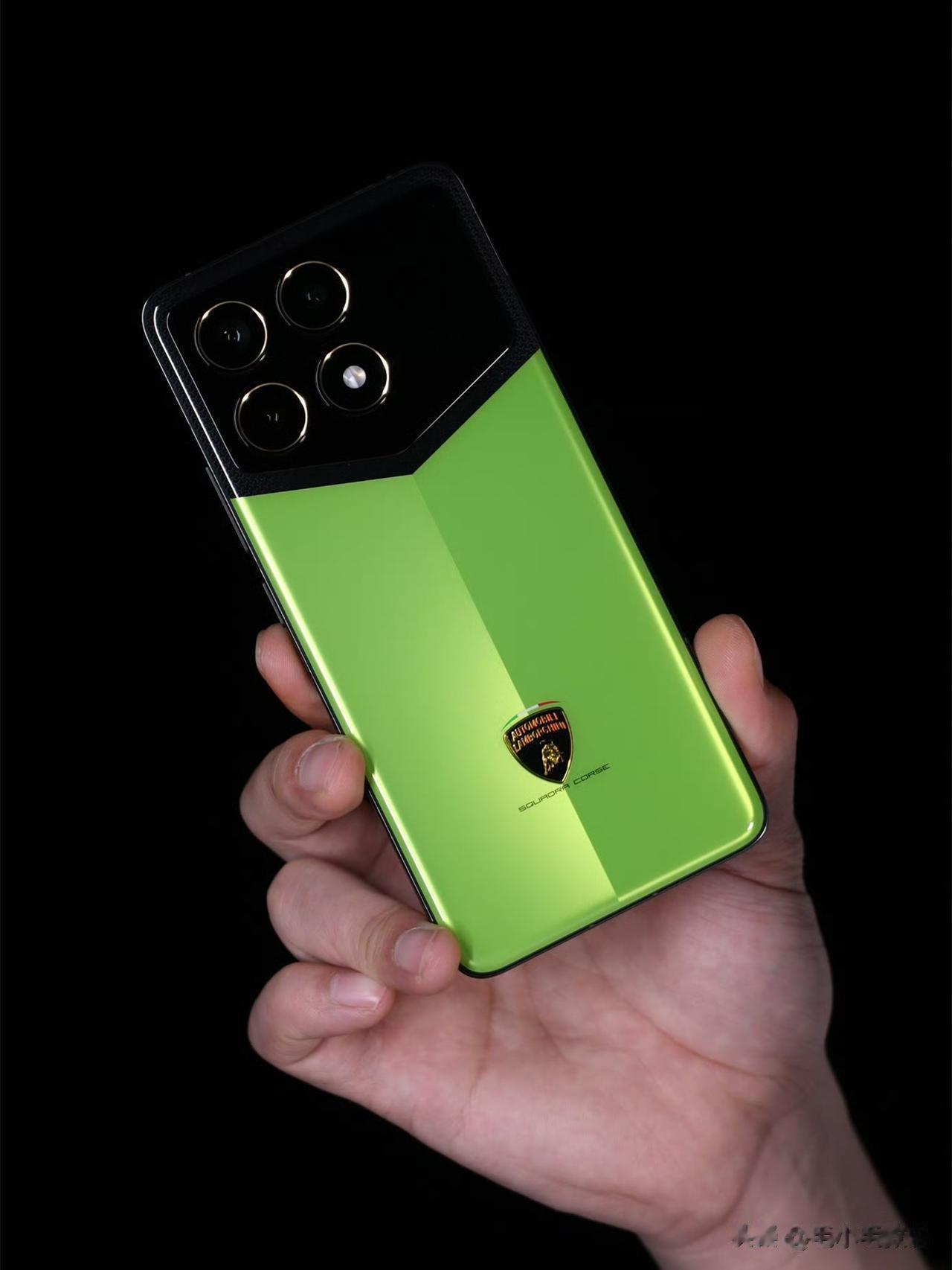 4599元的红米K70冠军版，毫无意外瞬间售罄[捂脸]，完全抢不到！
虽然说价格