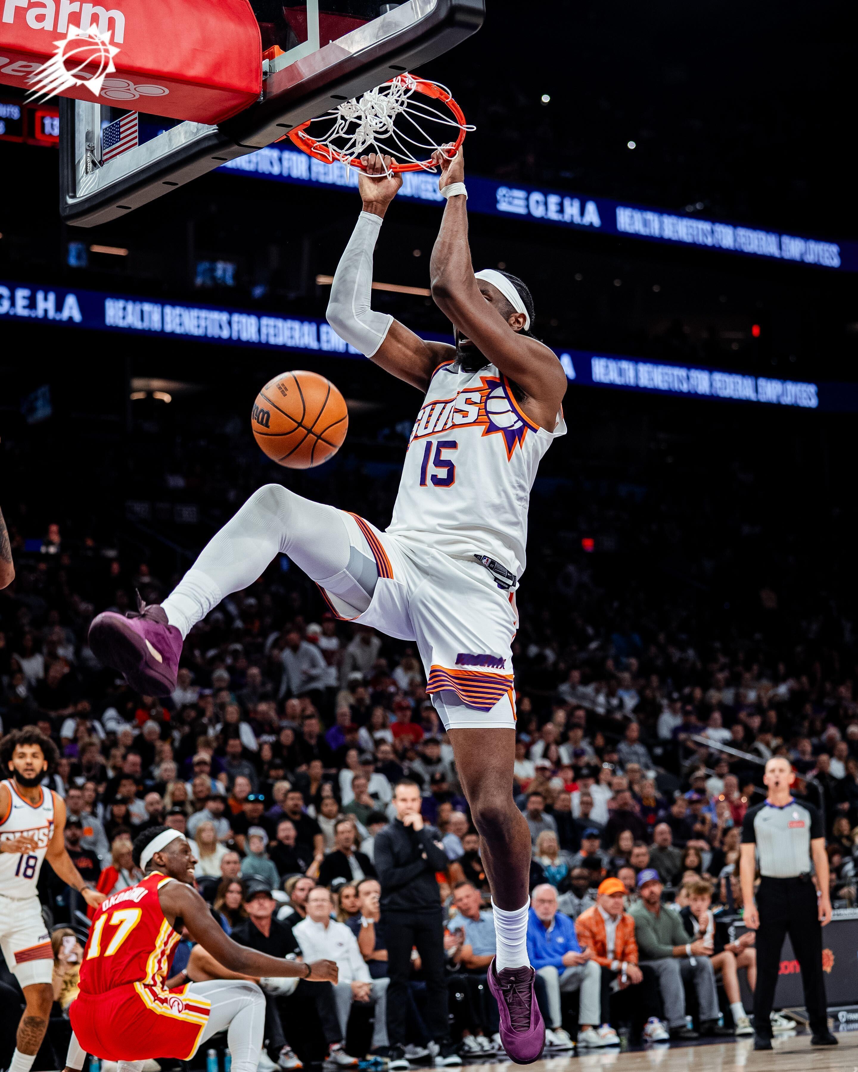 马威怒扣➕吉莱斯皮底线3+1，成功抵挡老鹰的进攻高潮，并把分差缩小到个位数！