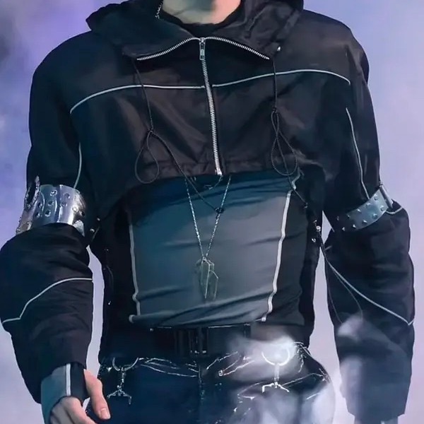 李松河和李河民昨日KGMA 舞台身材照 