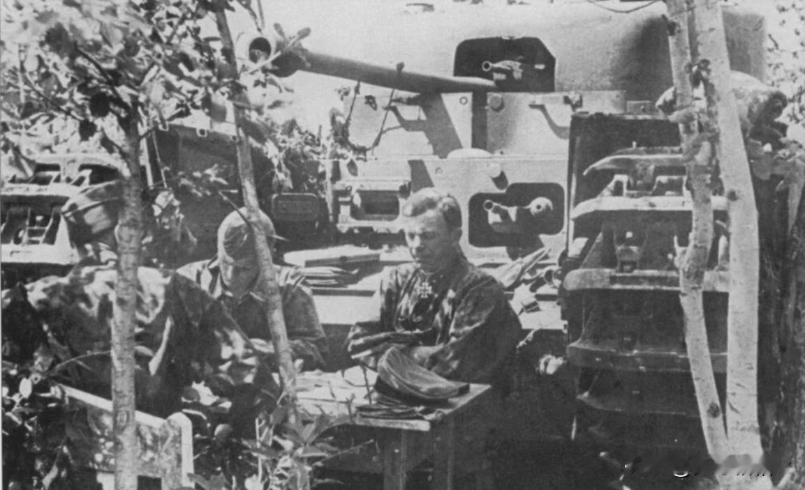 可能较多人忽略了苏联军队的“丘吉尔”坦克曾经参加过库尔斯克战役。

具体的说在那