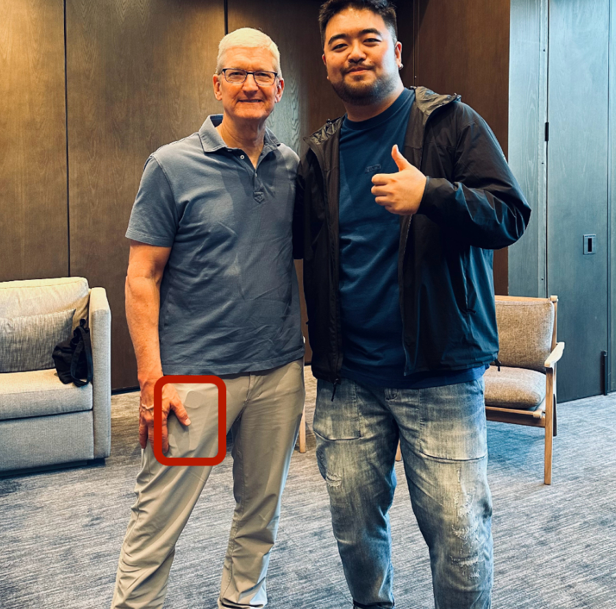 iPhone15Pro 真机首次曝光，Apple的CEO库克亲自曝光的！ ​​​