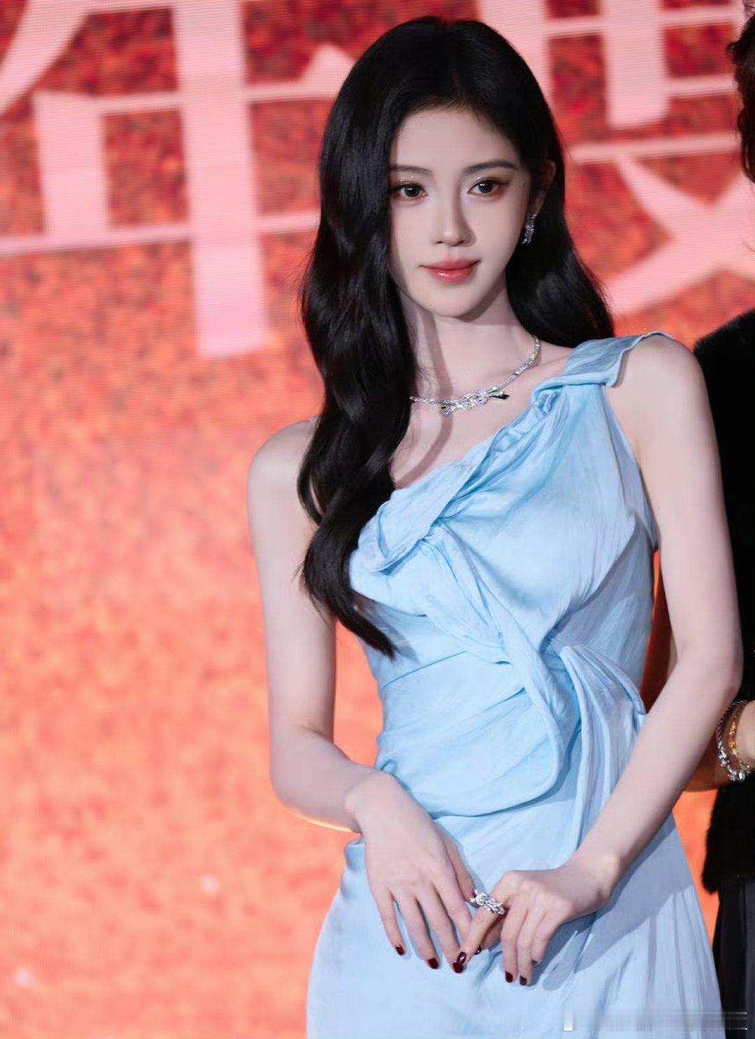 jjy鞠婧祎露芜衣 jjy鞠婧祎姜黎非你阳光明媚 像一缕小太阳＞O＜