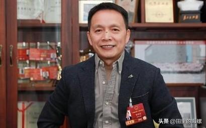 农民弟兄的福音！昨天，全国人大代表、盐津铺子食品公司董事长张学武建议:未来五年，