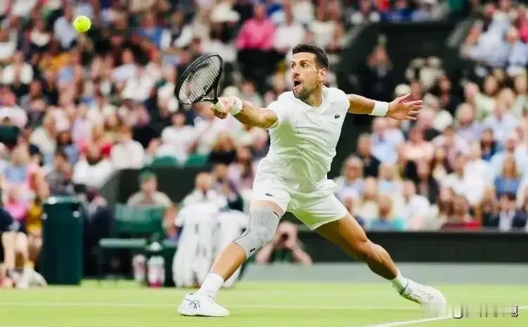 德约科维奇轻松晋级温网男单八强！温网男单第四轮比赛，赛会2号种子德约科维奇对阵1