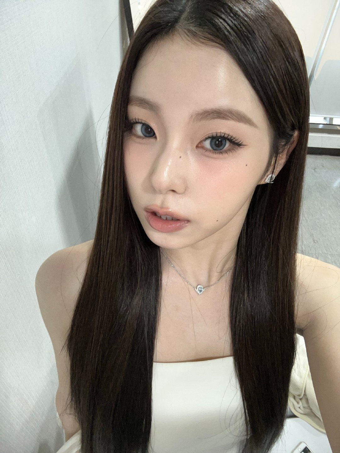 kpop自拍分享张圭真 ​​​