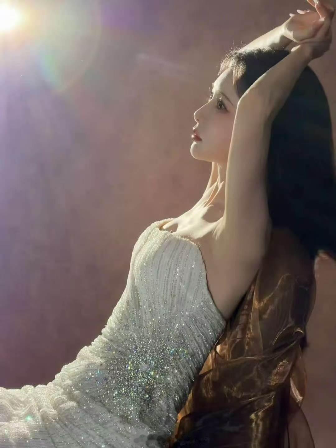 孟子义海边下午茶邀请孟子义甜飒ootd 孟子义的海边下午茶和甜飒ootd确实有看