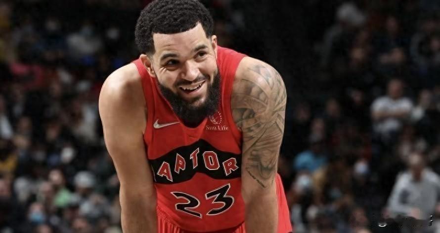 NBA高薪低能榜：5大球星年薪近2亿却表现拉胯！
新赛季NBA开打至今，一批拿着