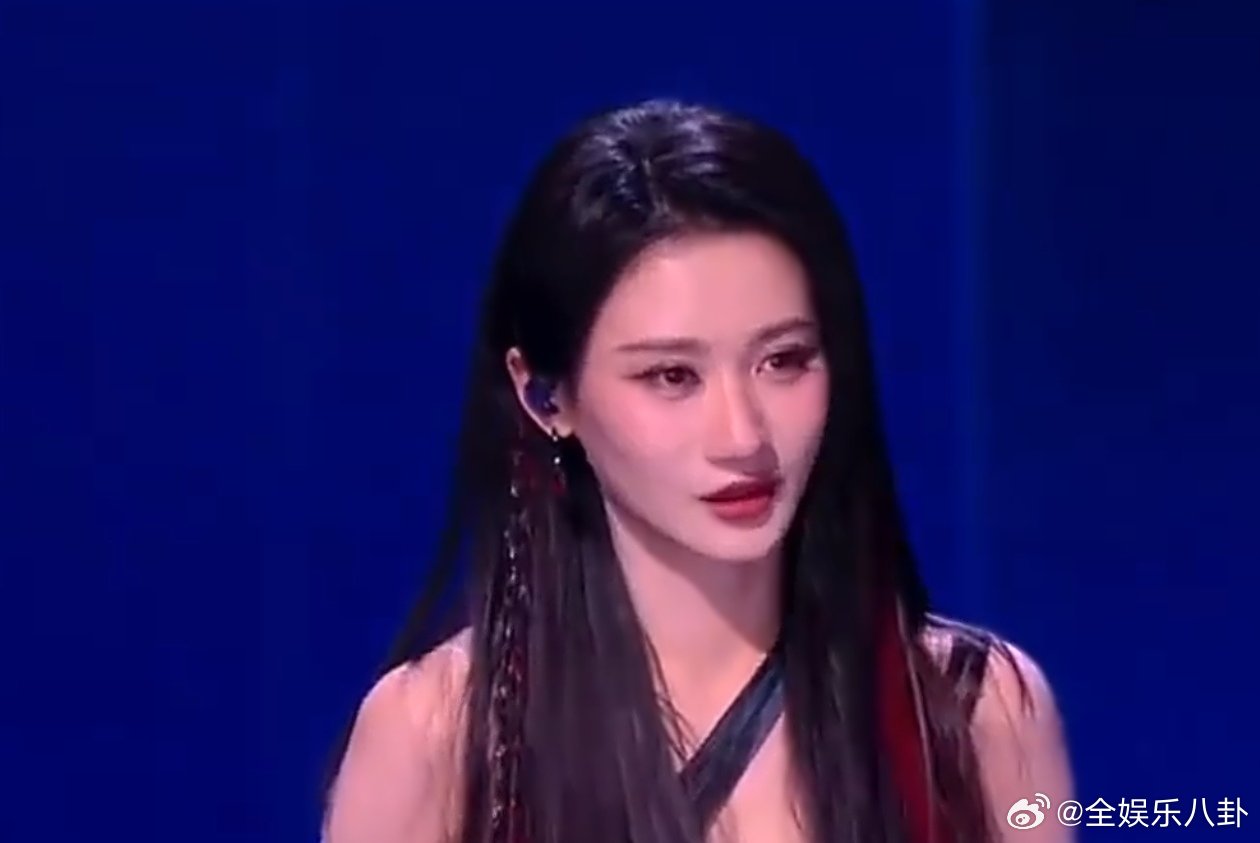 原谅倪萍了乘风初舞台第二场乘风2026 哇哦！乘风初舞台第二场，倪萍姐姐一开场就