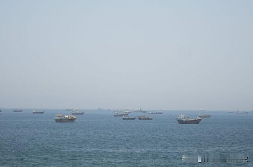 美国政府能源部门认为霍尔木兹海崃将关闭到 5 月下旬。
路透纽约 5 月 12 