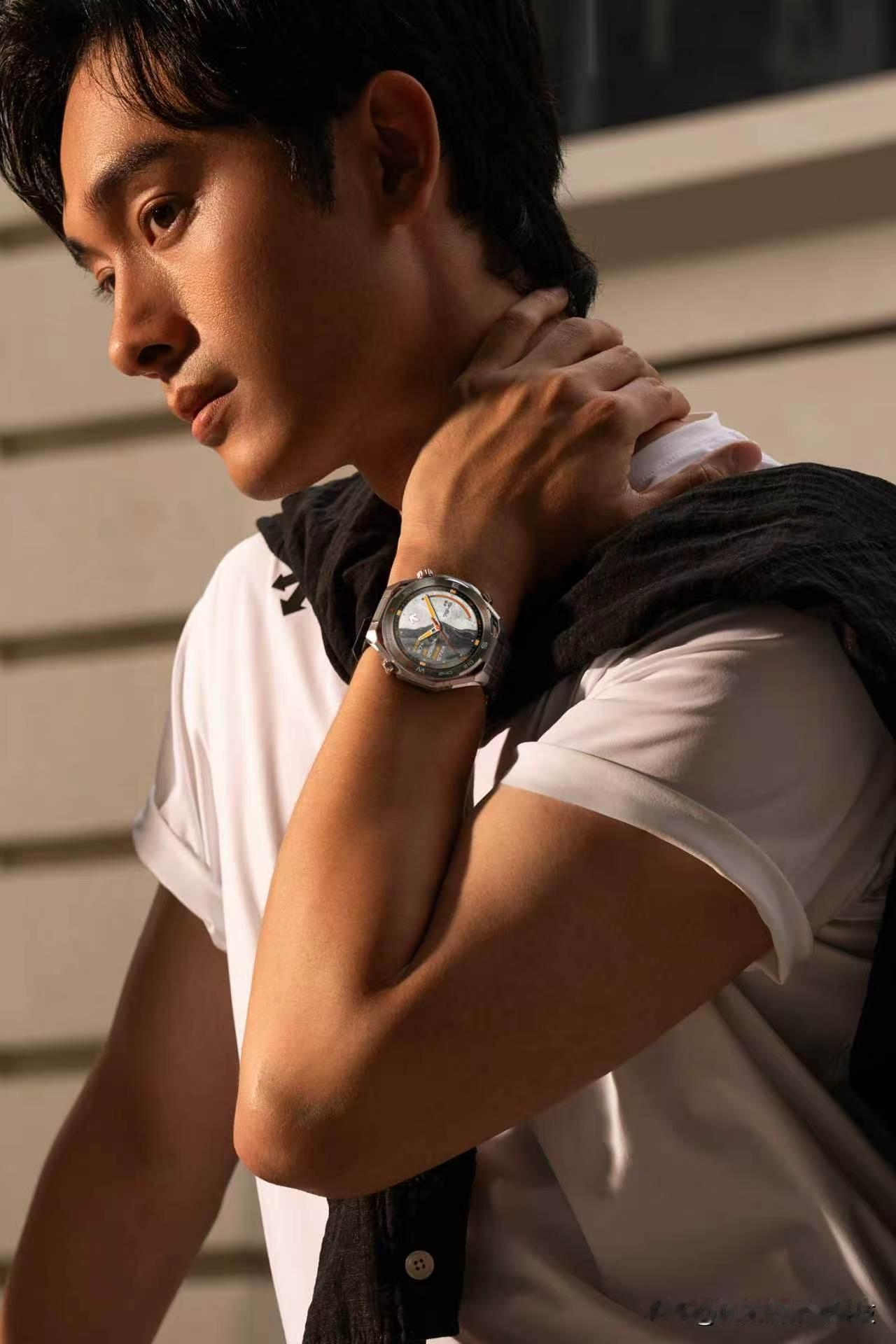 高端智能穿戴赛道再添重磅选手，华为WATCH Ultimate 2 非凡探索迎来