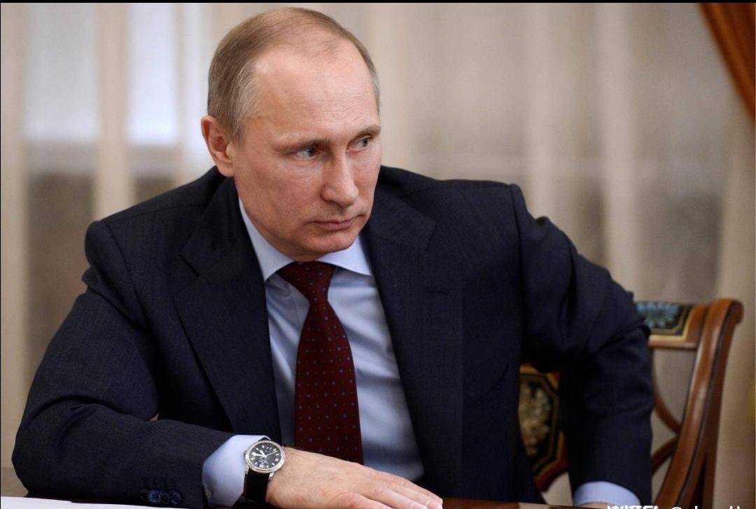 古巴突然没油了，美国封锁加码，俄罗斯船却悄悄靠岸了。

这事不是临时起意。2月1