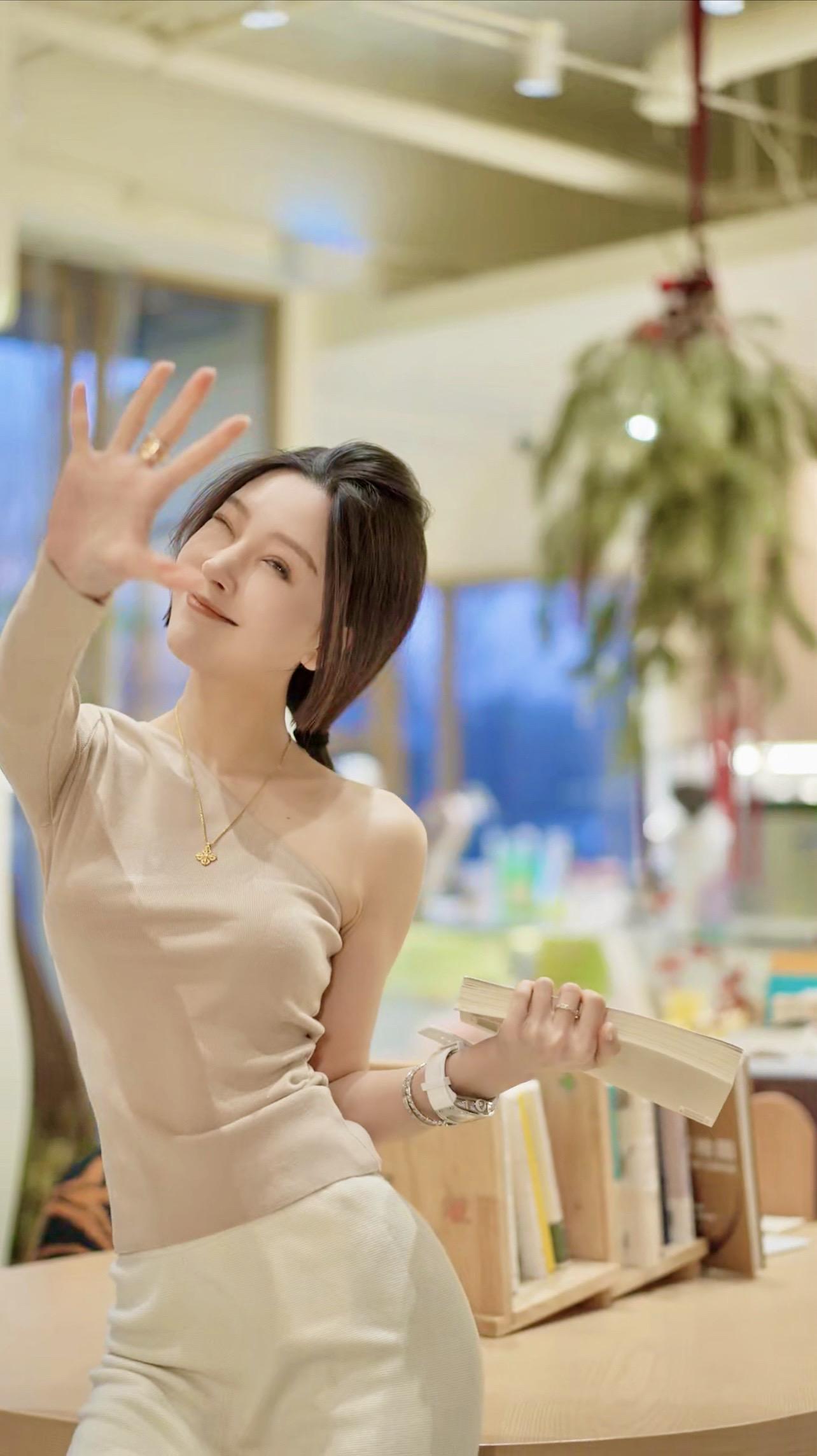 这个前奏太爱了。美出高级感