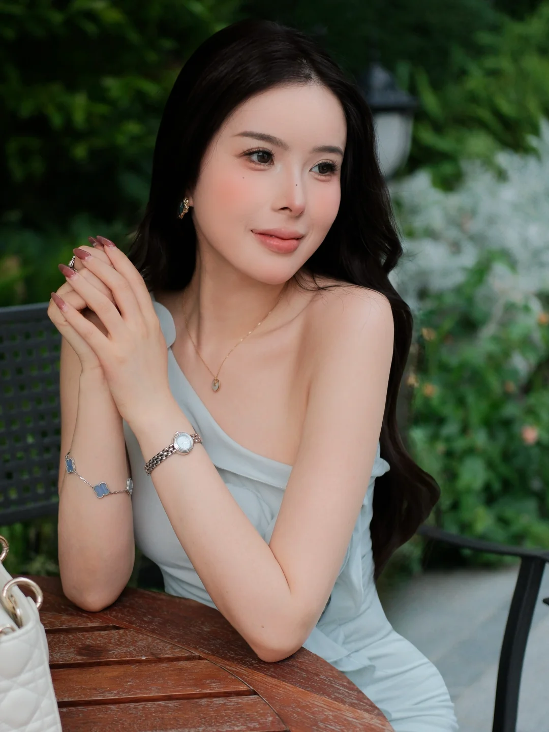 做热烈且自由的玫瑰