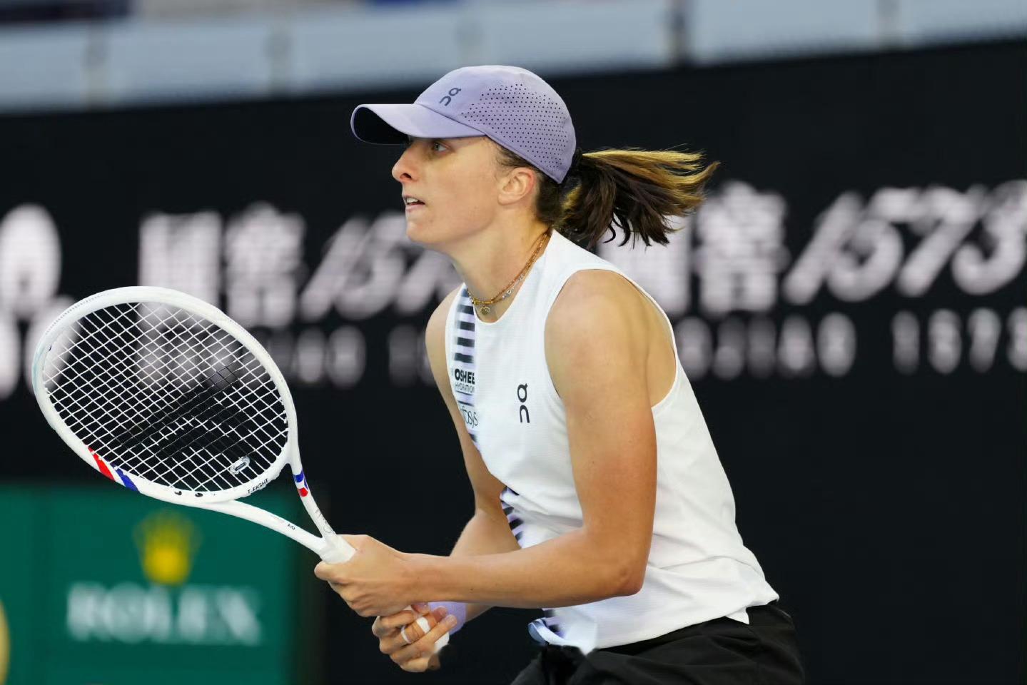 澳网2026 墨尔本的夏日热浪与赛场激情碰撞，赛事行至半程，精彩愈演愈烈！劳力士