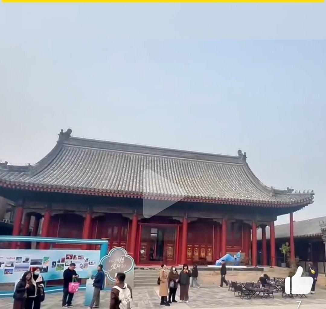 这波融合太妙了！老祖宗的木构风骨撞上现代家居科技，既用智能手段护住了古建的温润肌