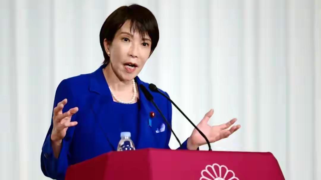 刚对华发出“求和”信号，高市早苗没料到，中方又对日本命脉下手
这段话似乎涉及到国