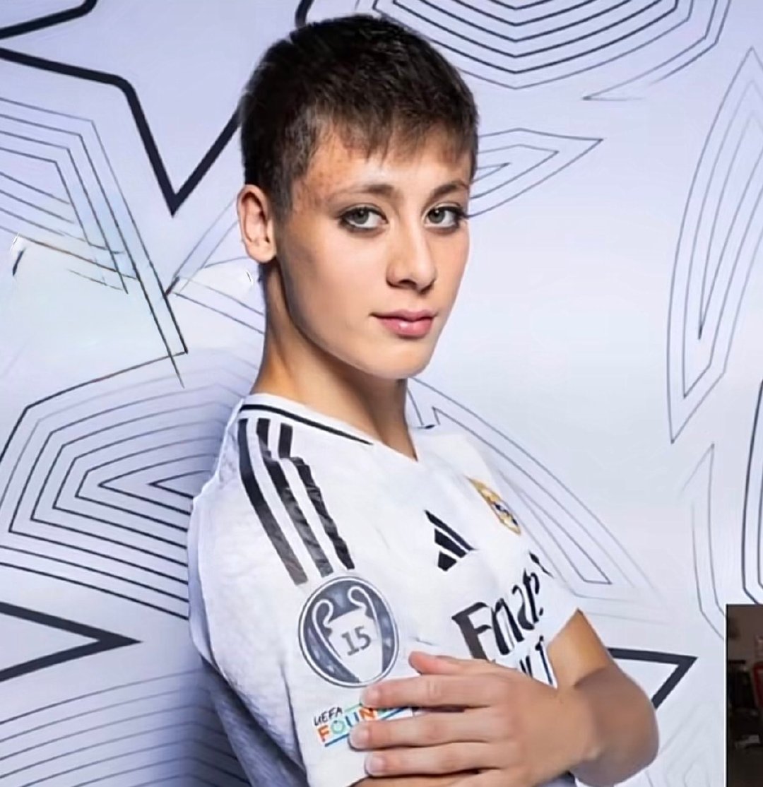 外网恶搞，上赛季&本赛季。[笑cry]居莱尔halamadrid ​​​