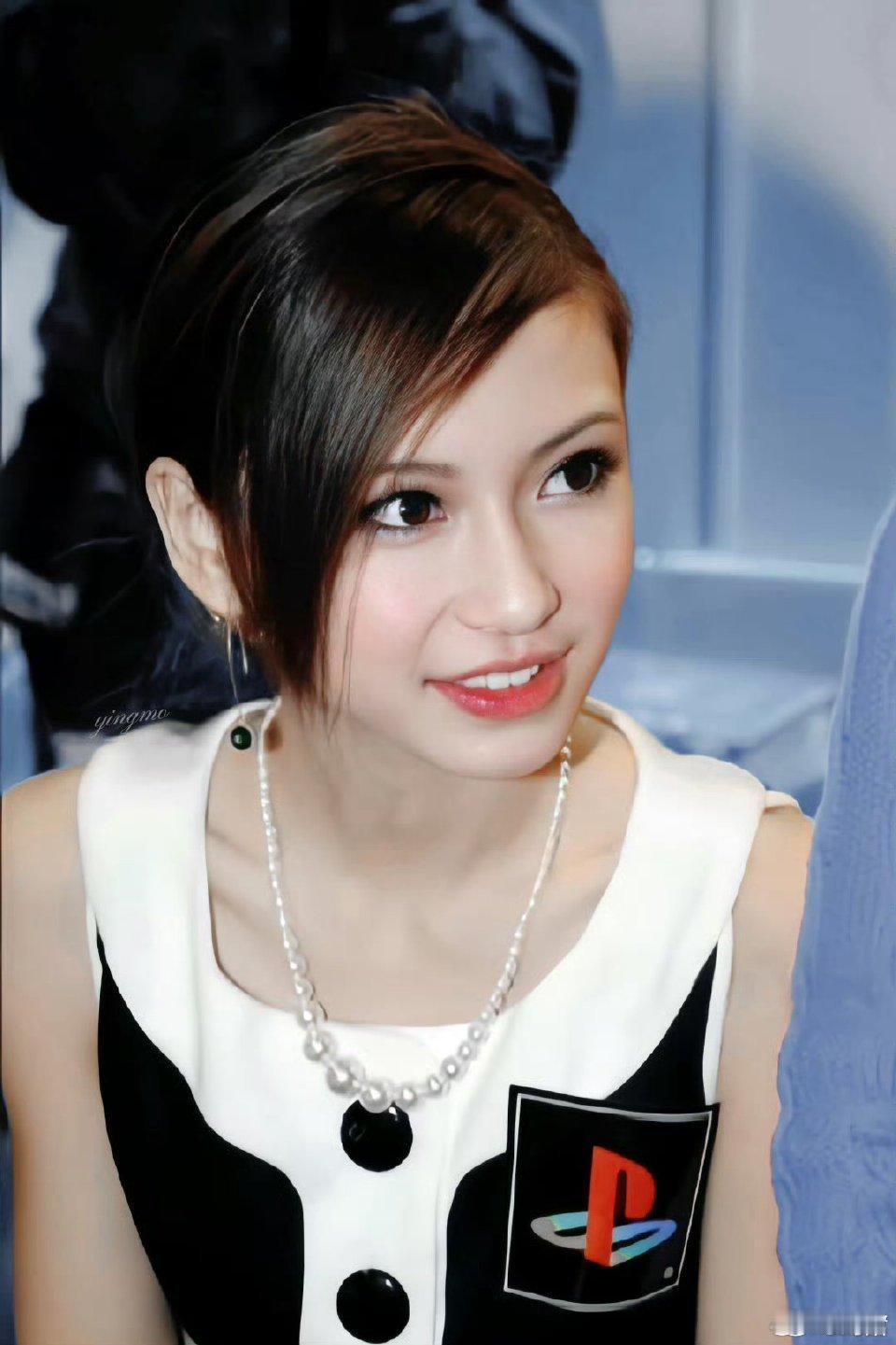 angelababy 🌸angelababy三阳启蛰六迎粲然 十里清风，万顷星