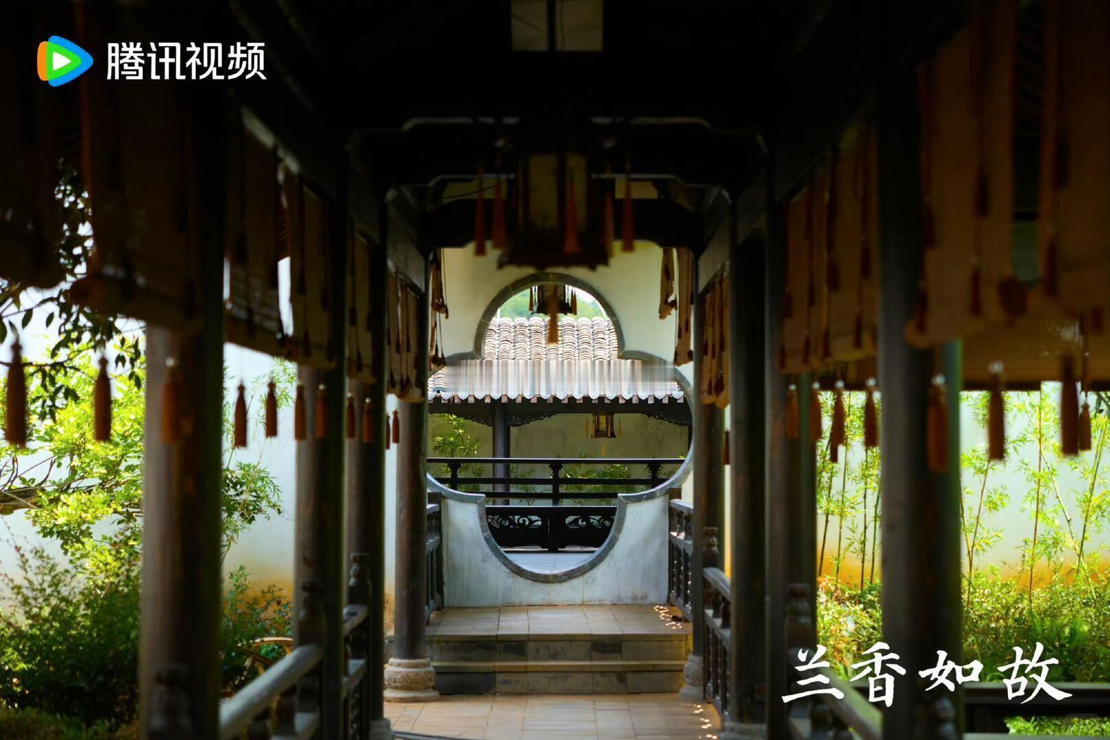 兰香如故 今年古装剧质感天花板预定！实景搭建园林，服饰贴合人物身份，从贵女华服到
