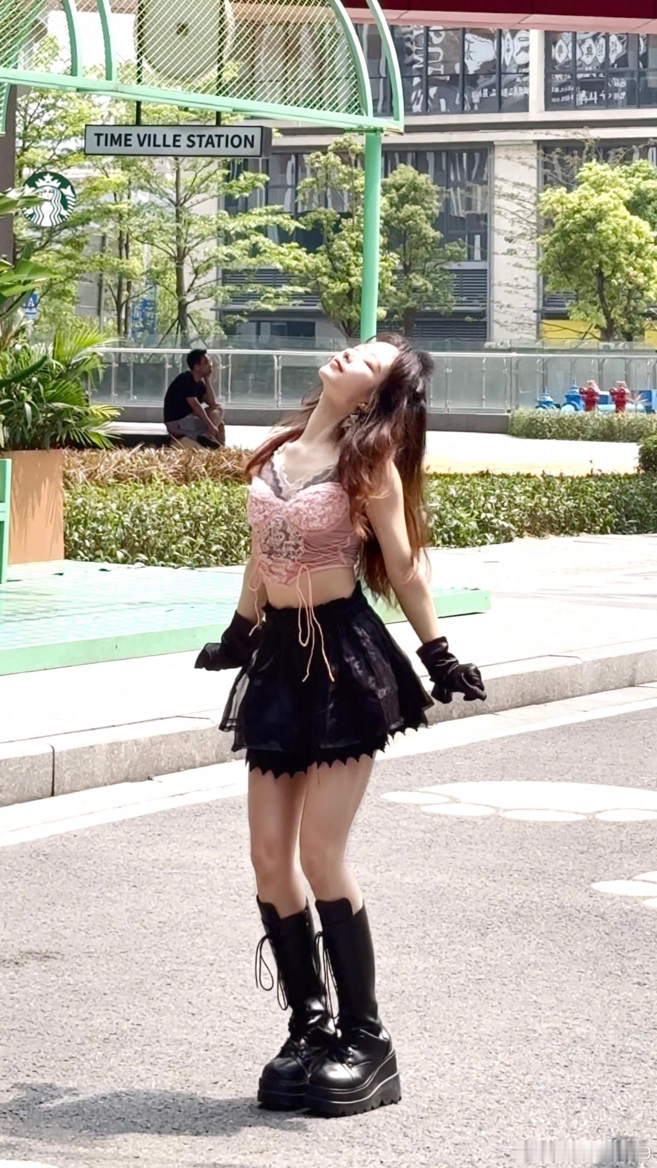 模糊的画质清晰的美貌一只水饺09舞蹈舞蹈翻跳演出现场随舞 广州