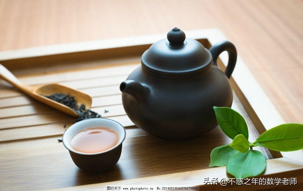 第一：不去向不值得的人证明自己。
第二：不会跟烂人烂事纠缠不清。
第三：对已经发