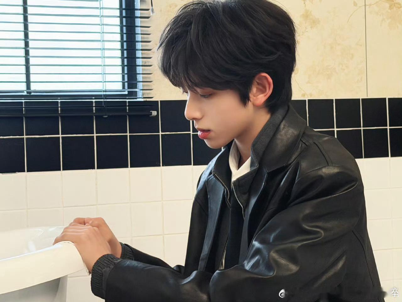 陈浚铭这张脸自带观众缘陈浚铭好帅啊帅哥演戏就是会有很多人看阿 