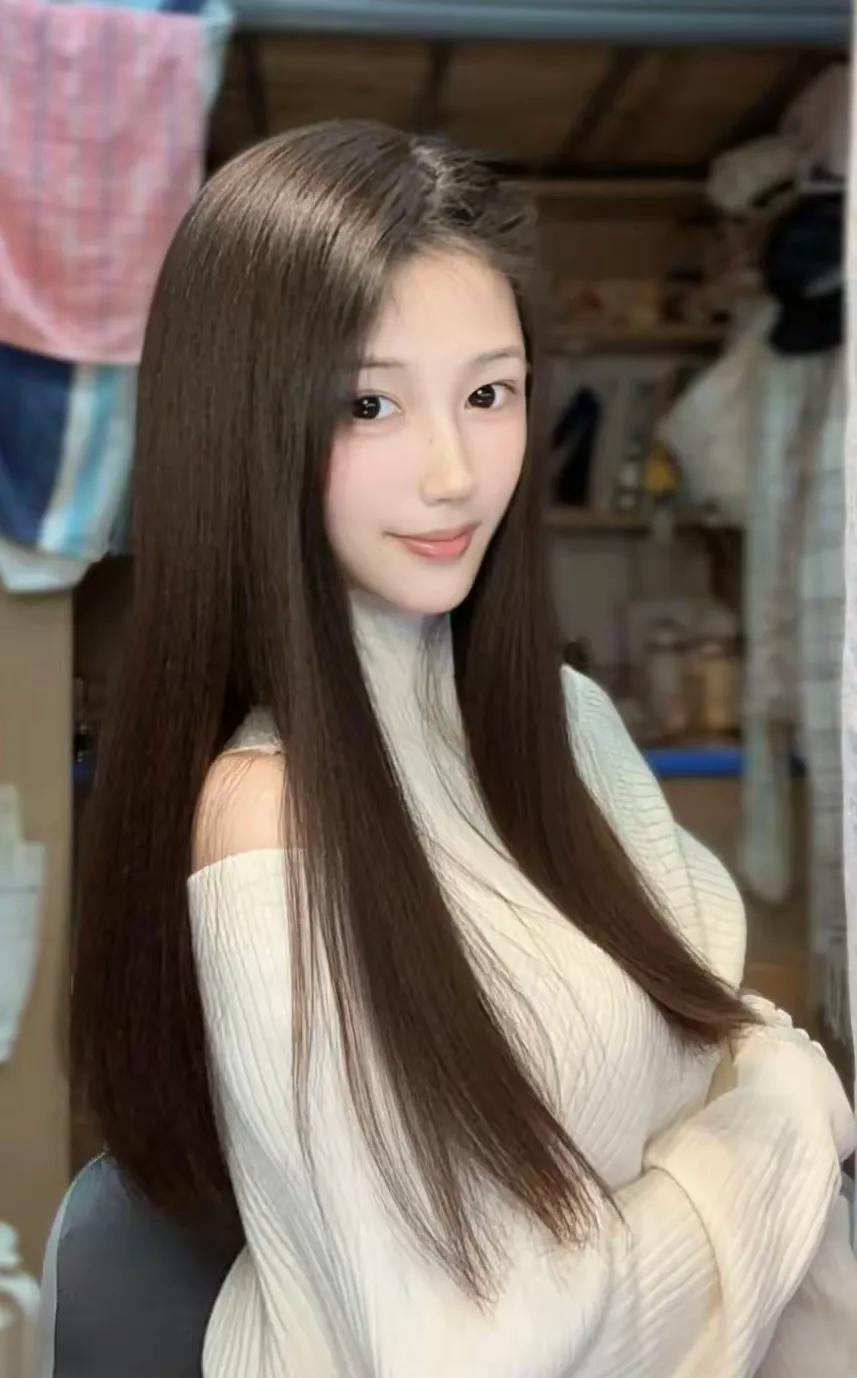 怎样穿搭能显示出温柔的女生气质?温柔女孩