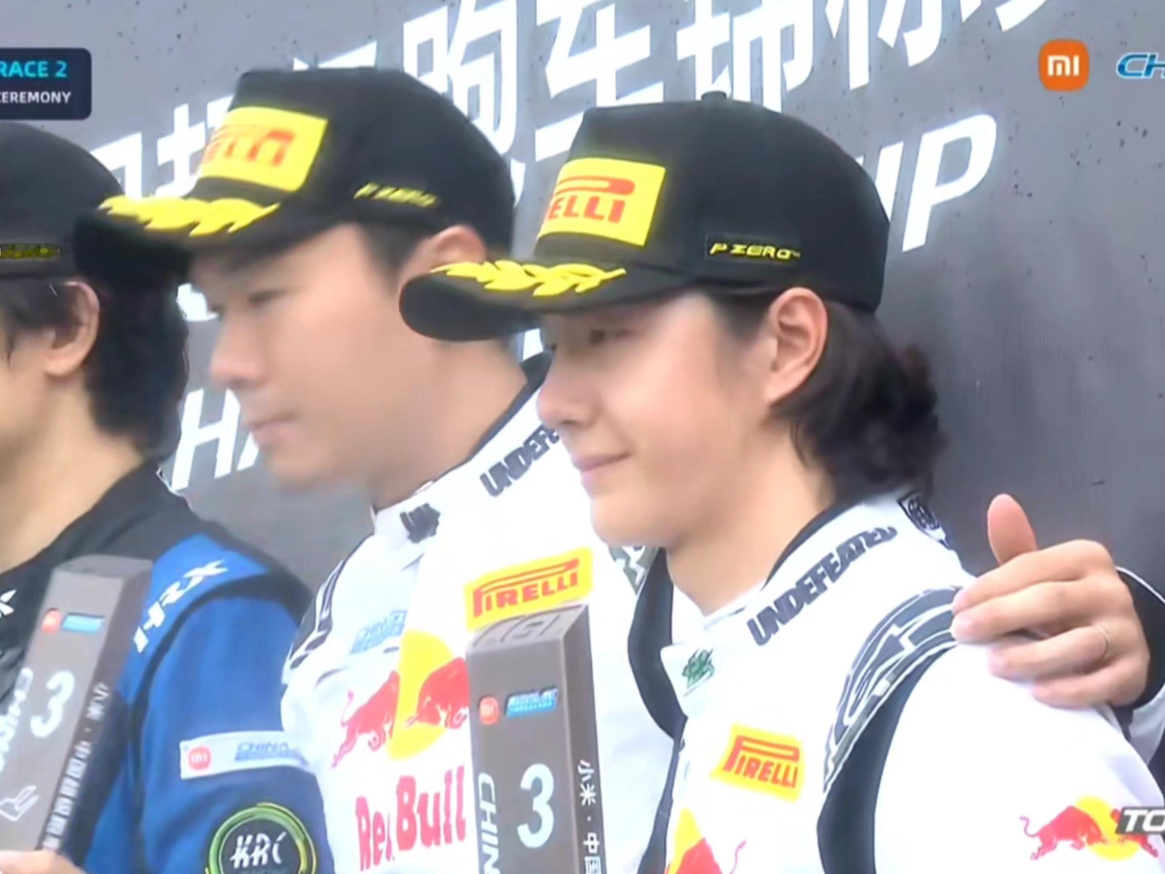 宝宝🥹王一博85racing