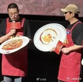 外媒记者说演中文不好的老外太难了台词的语气轻重直接决定角色氛围，细微差别就能改变